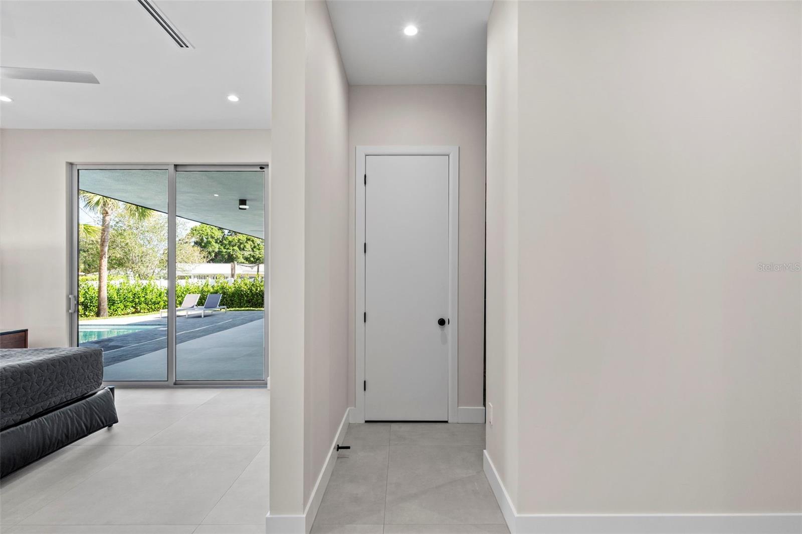 BELLEAIR ESTATES - Residential