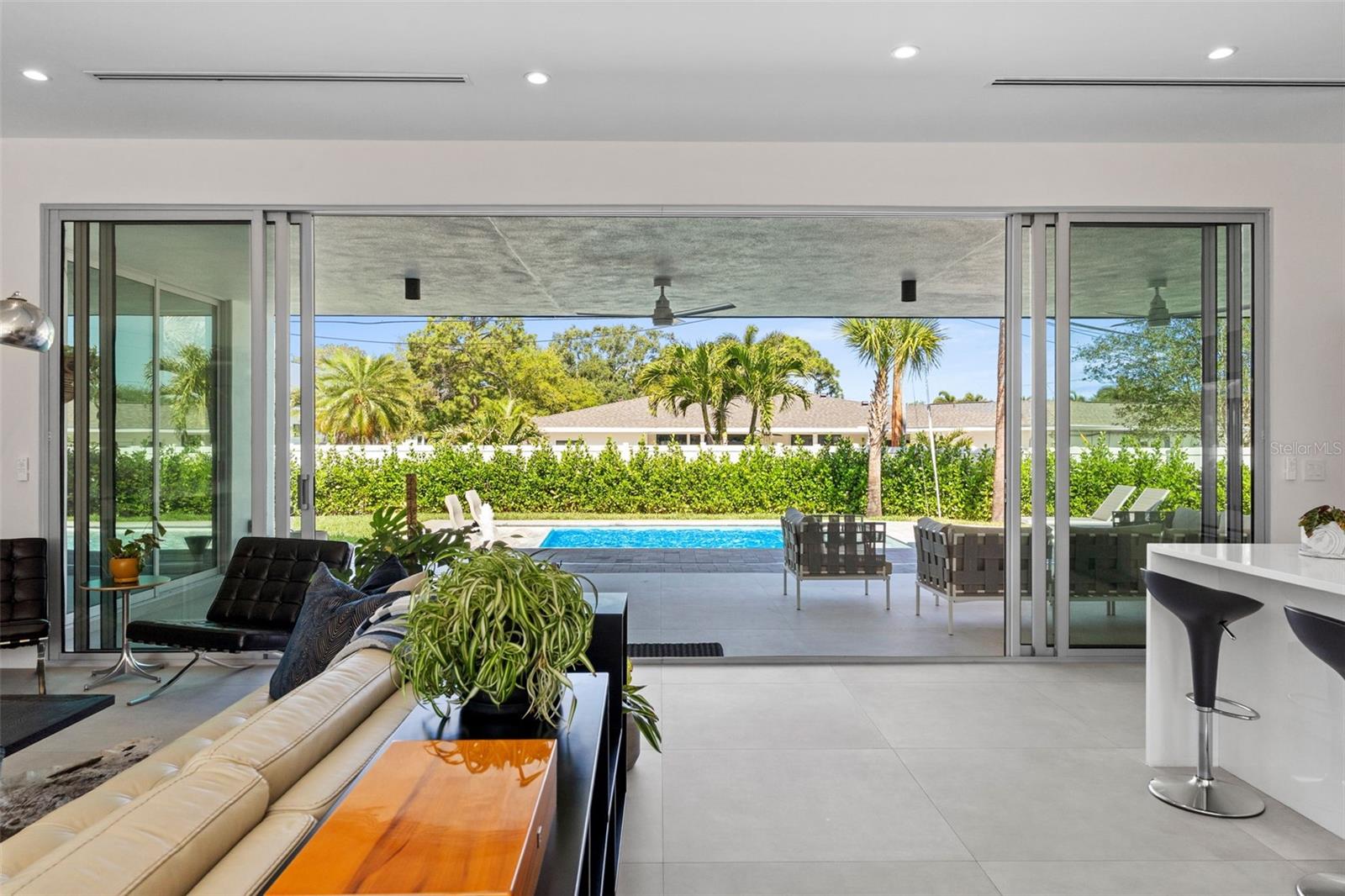 BELLEAIR ESTATES - Residential