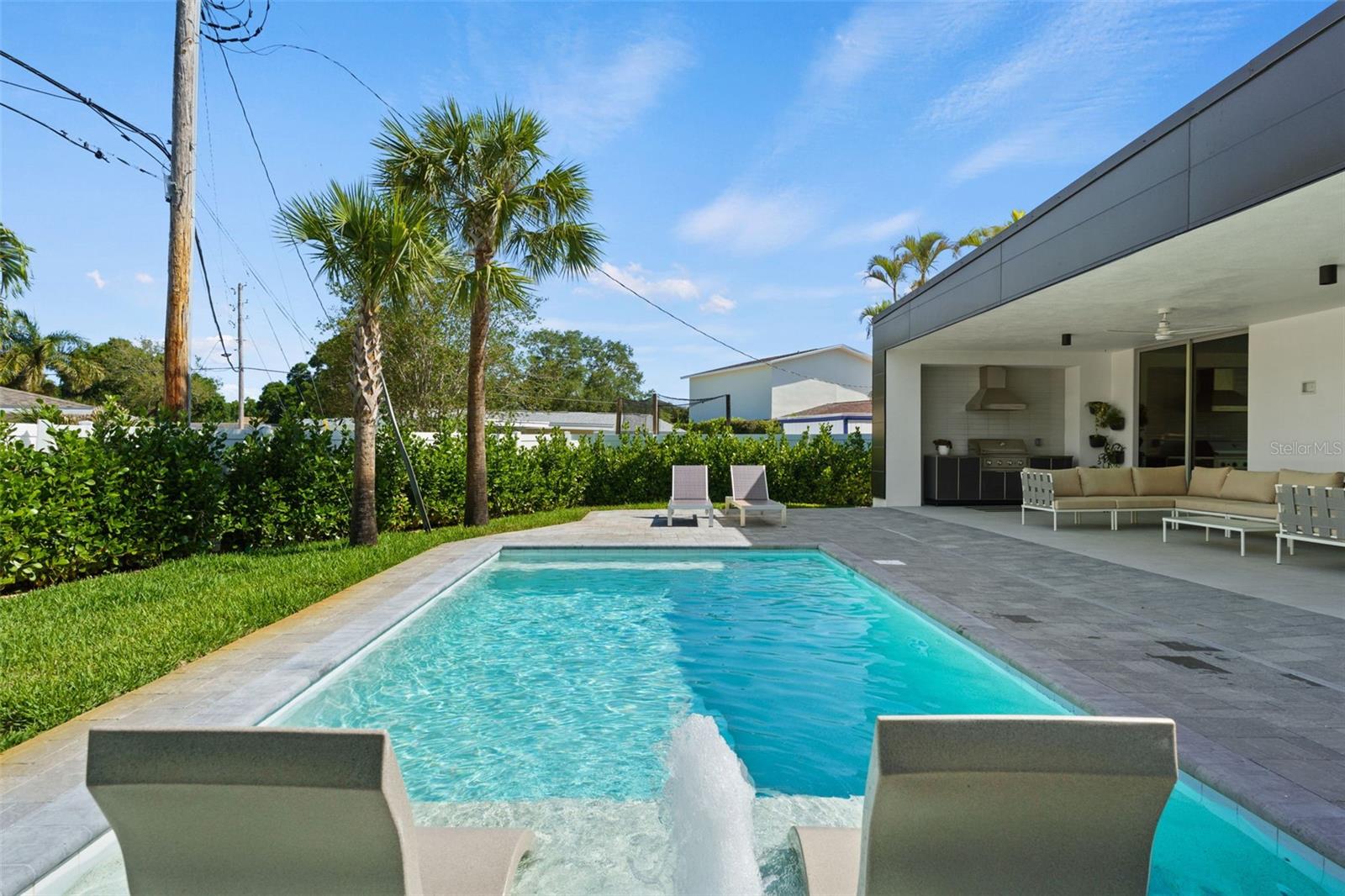 BELLEAIR ESTATES - Residential