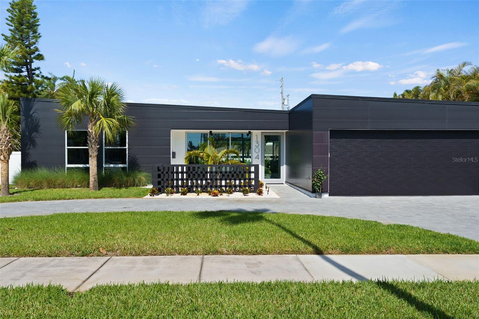 BELLEAIR ESTATES - Residential