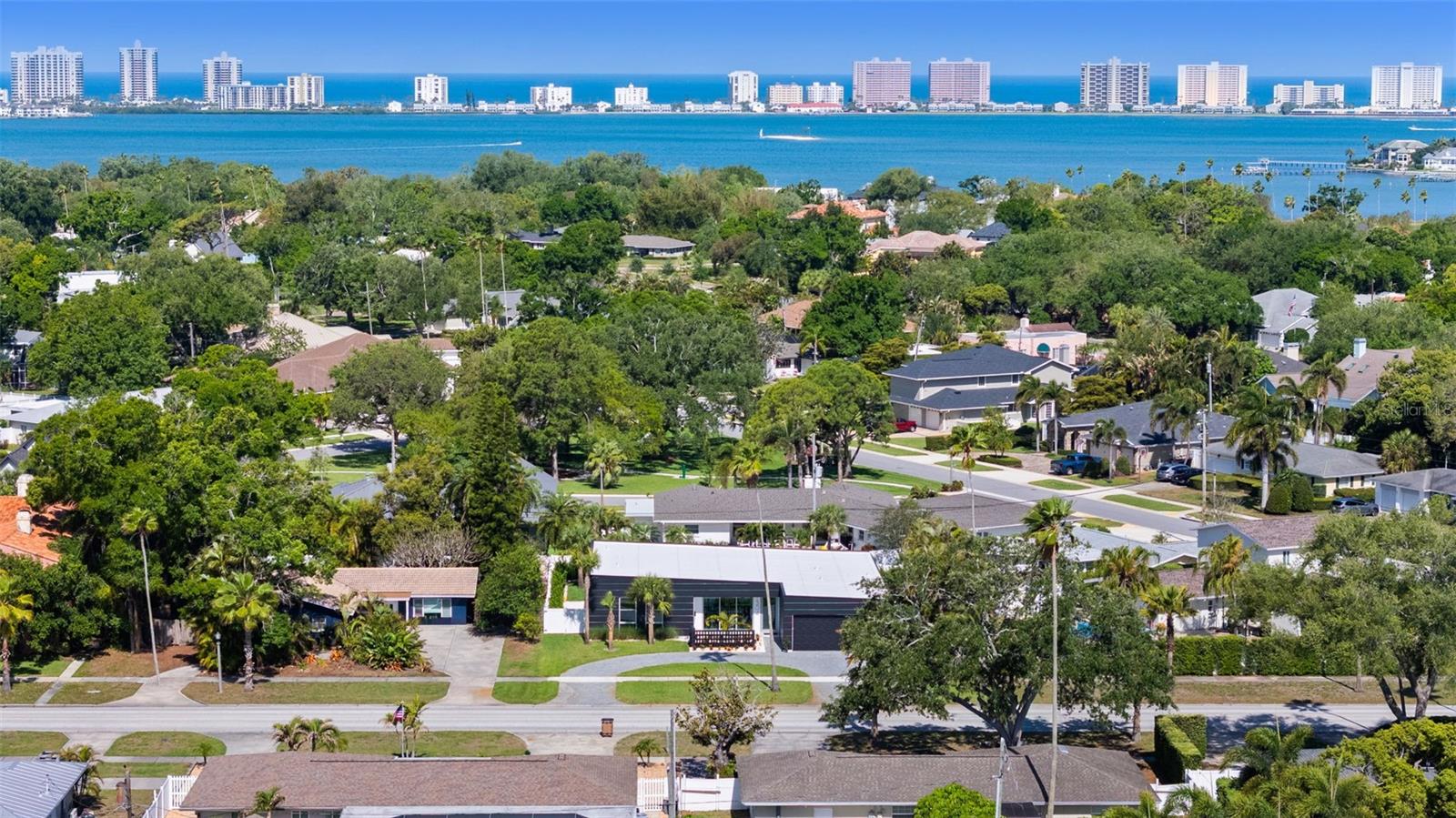 BELLEAIR ESTATES - Residential