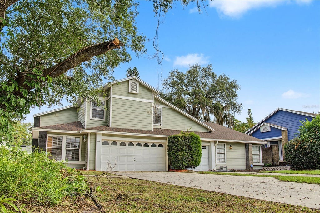 Photo of 208 Alston Drive, Orlando, FL 32835 (MLS # O6448538)