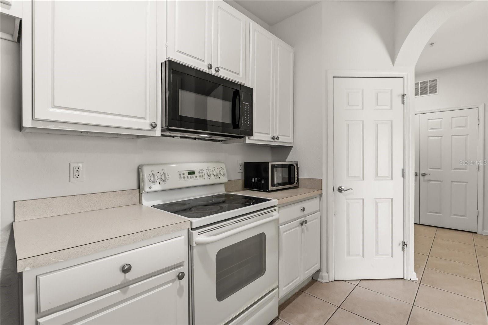 HORIZONS/VISTA LAKES PH 03 - Residential