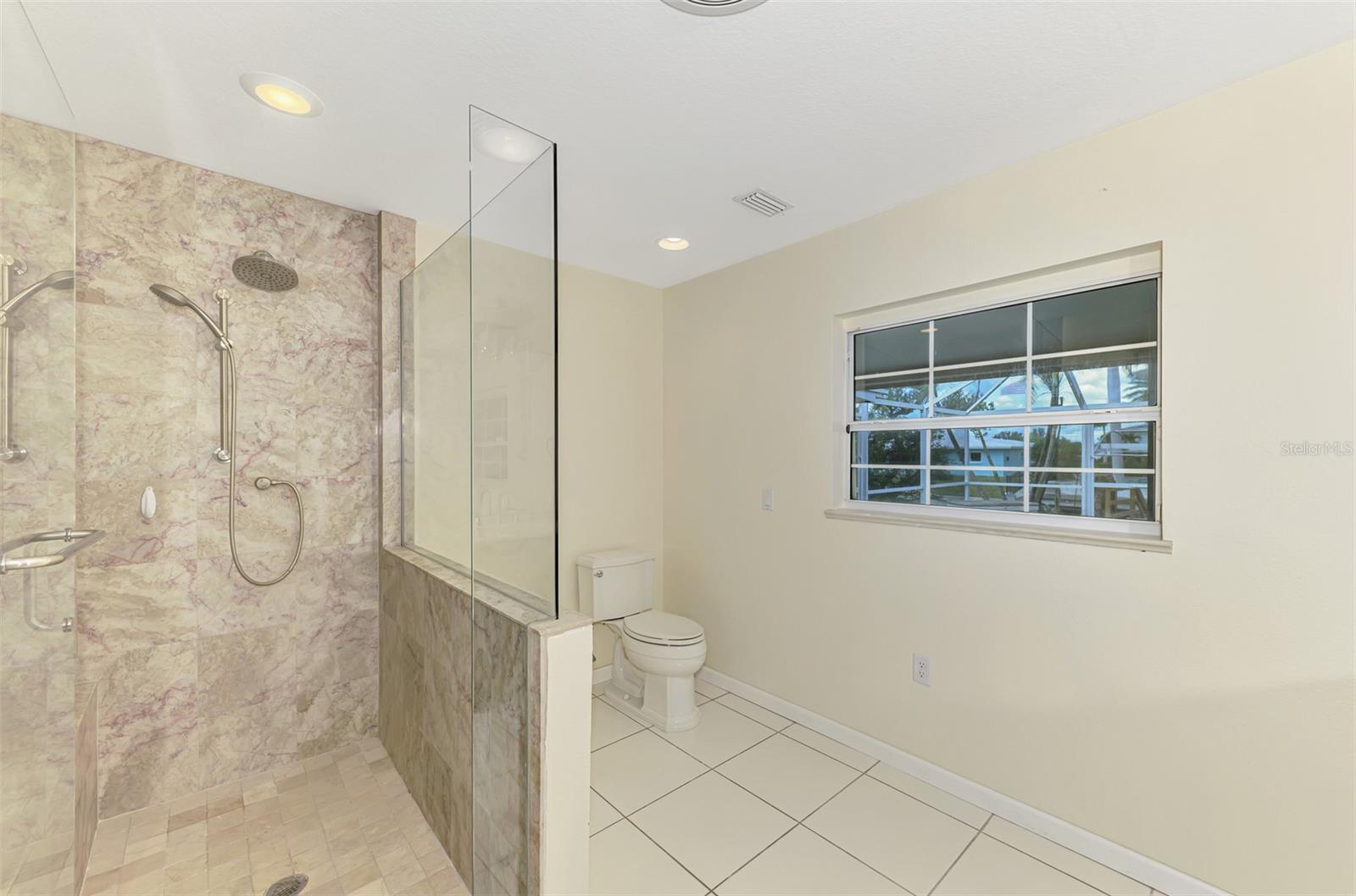 GROVE CITY SHORES - Residential