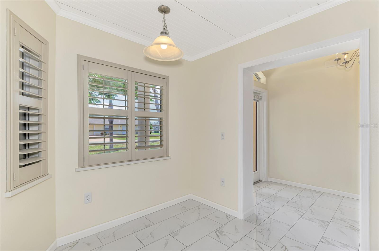 GROVE CITY SHORES - Residential