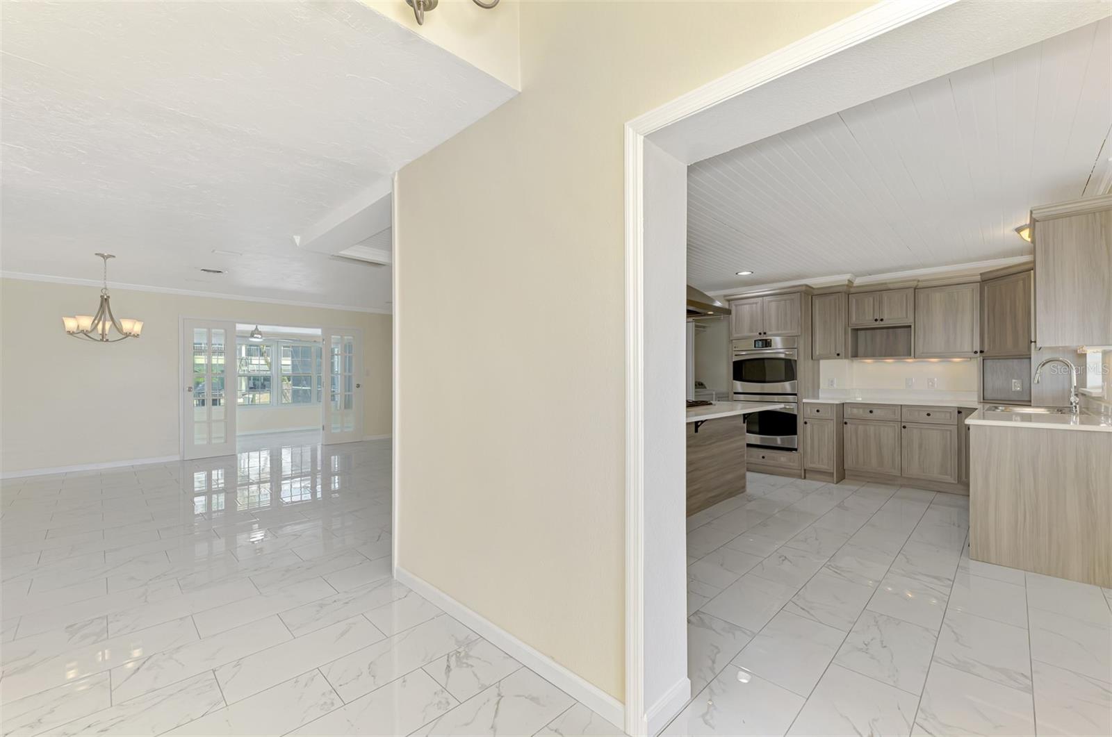 GROVE CITY SHORES - Residential