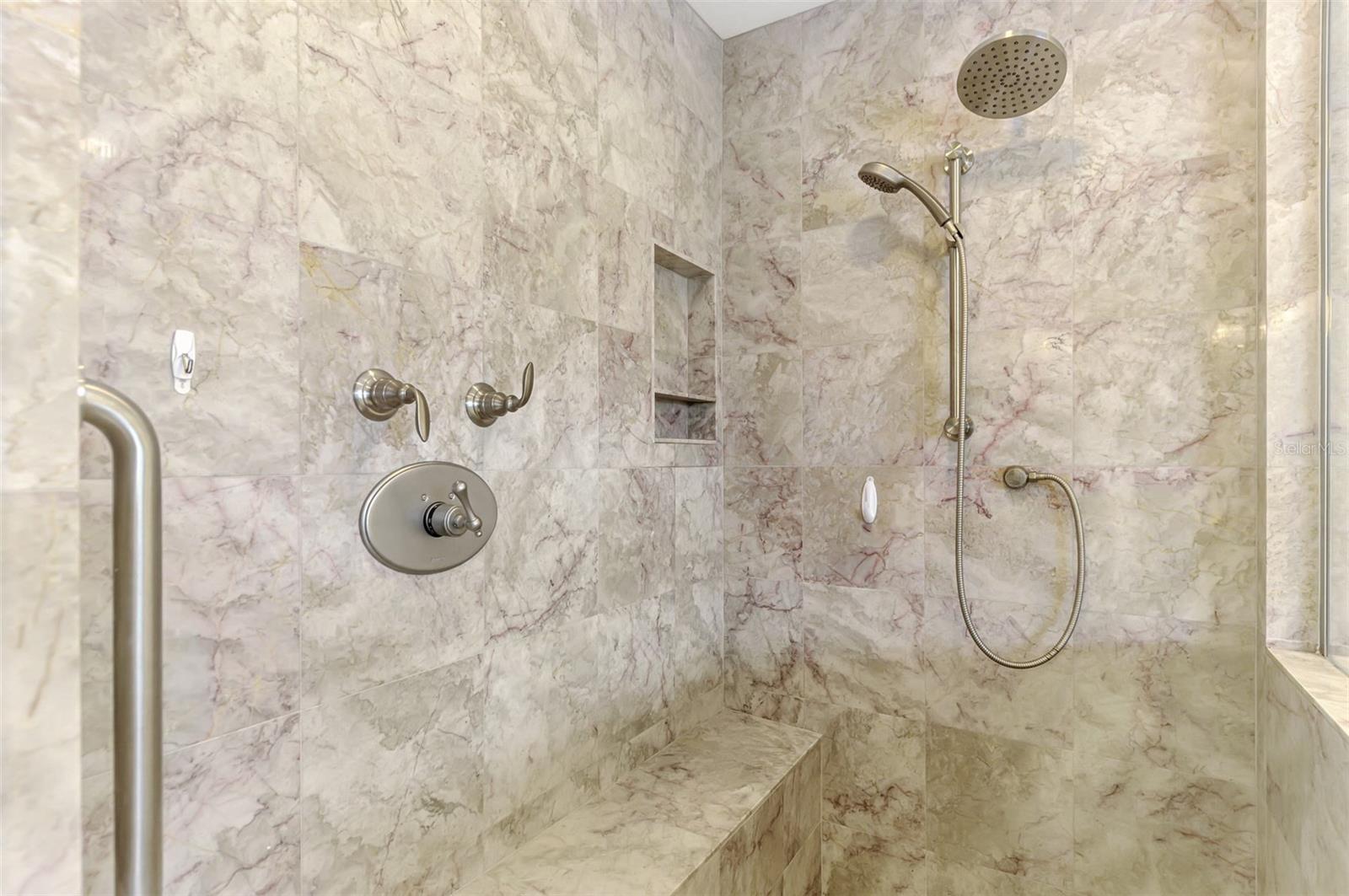 GROVE CITY SHORES - Residential