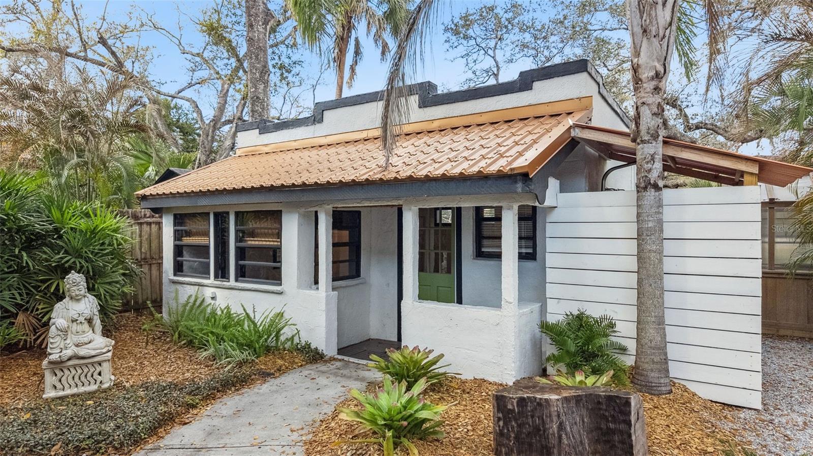 SHADOWLAWN - Residential