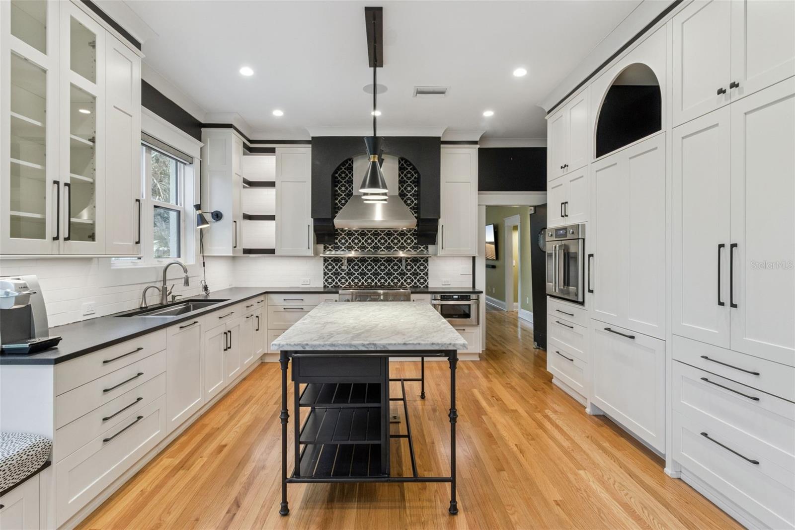 SHADOWLAWN - Residential