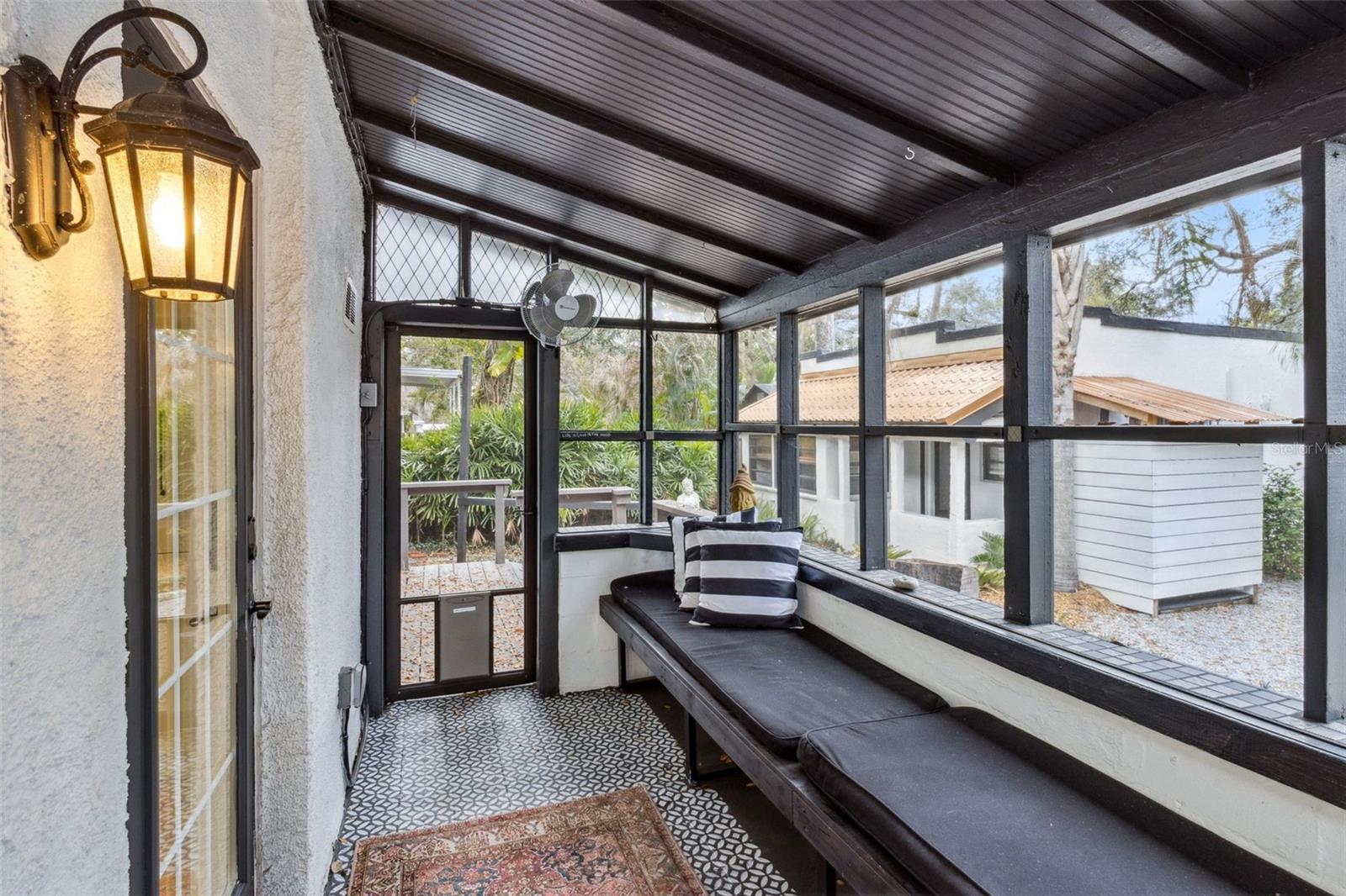 SHADOWLAWN - Residential