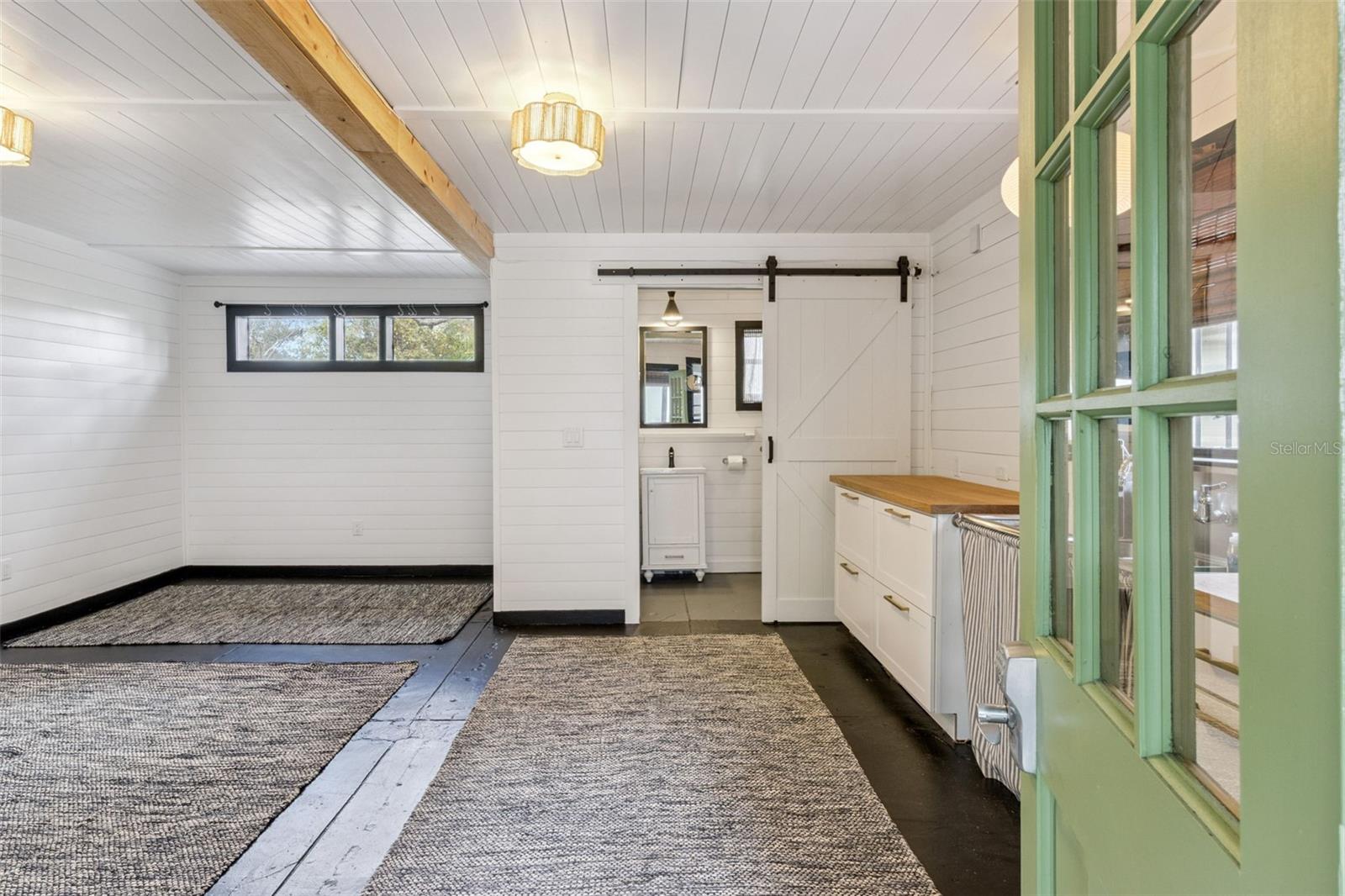 SHADOWLAWN - Residential