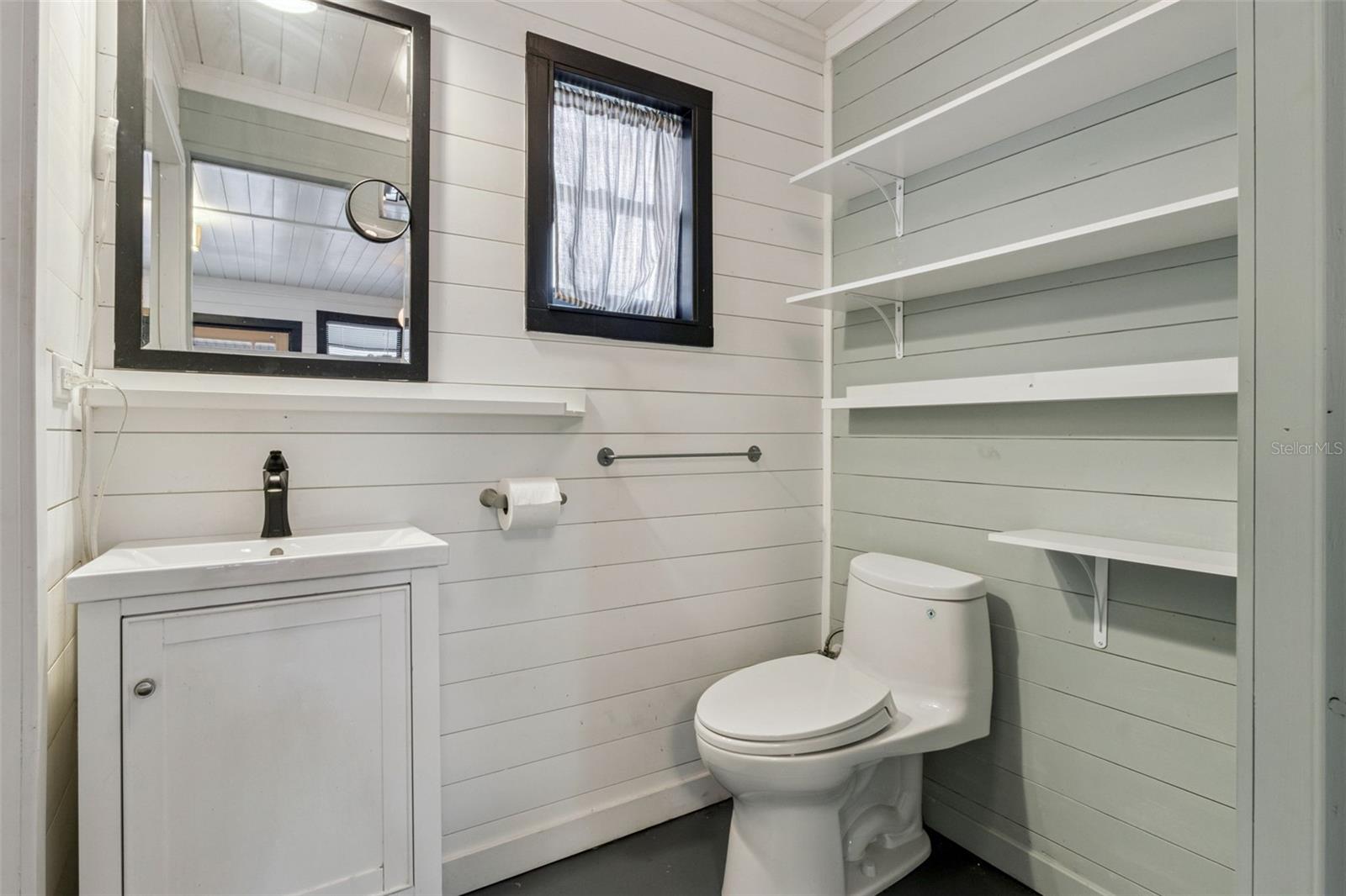 SHADOWLAWN - Residential