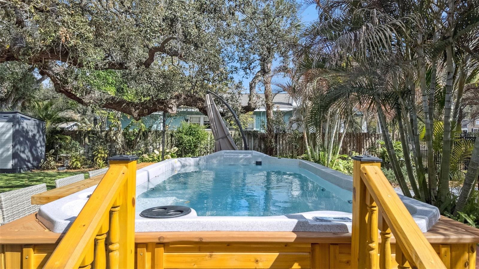 SHADOWLAWN - Residential