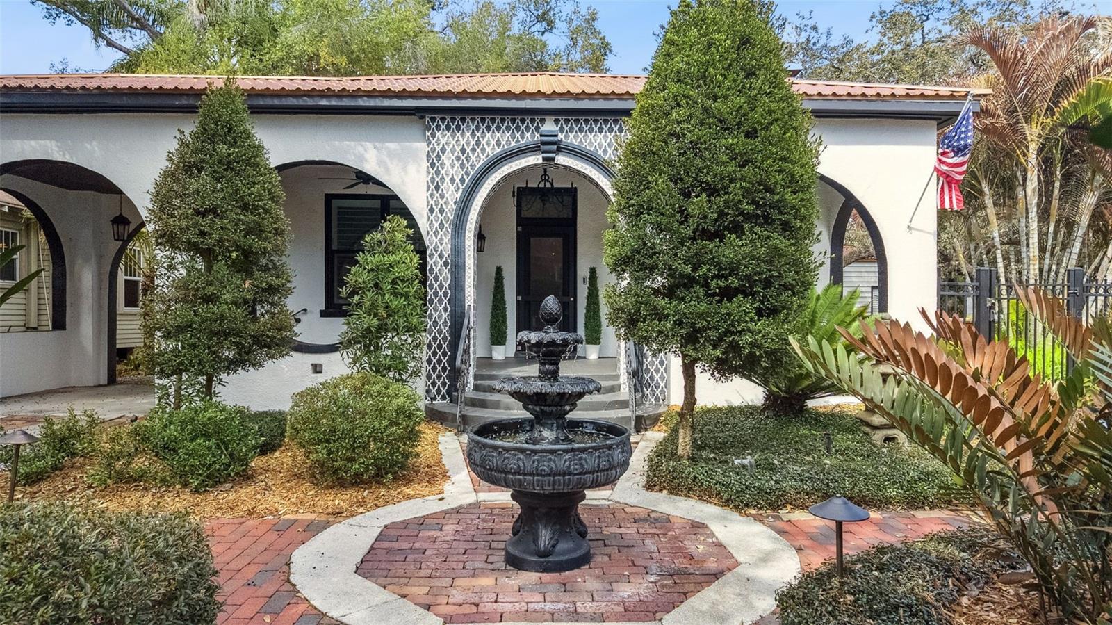 SHADOWLAWN - Residential