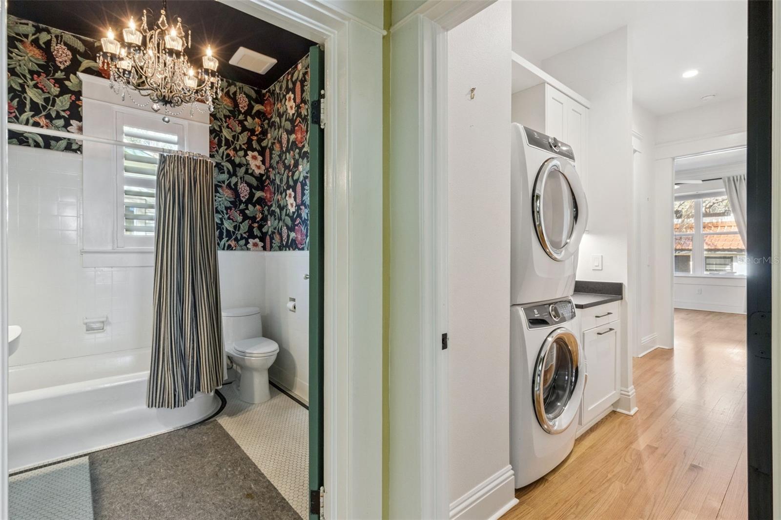 SHADOWLAWN - Residential