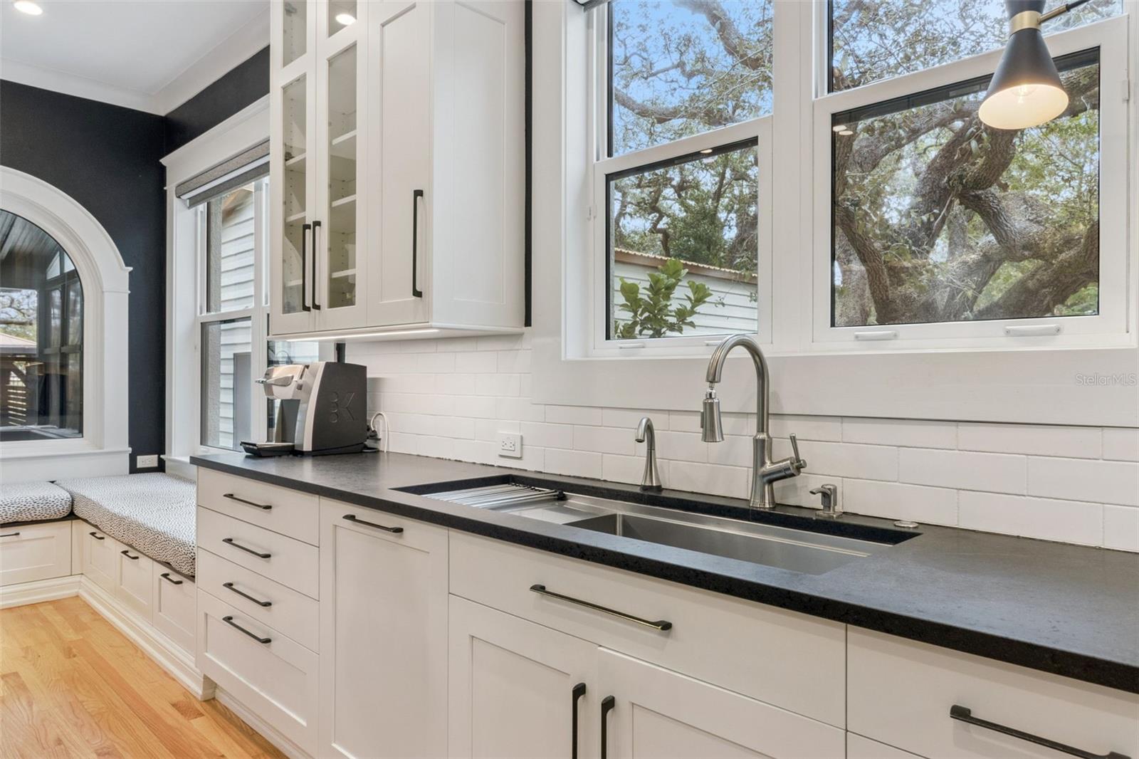 SHADOWLAWN - Residential