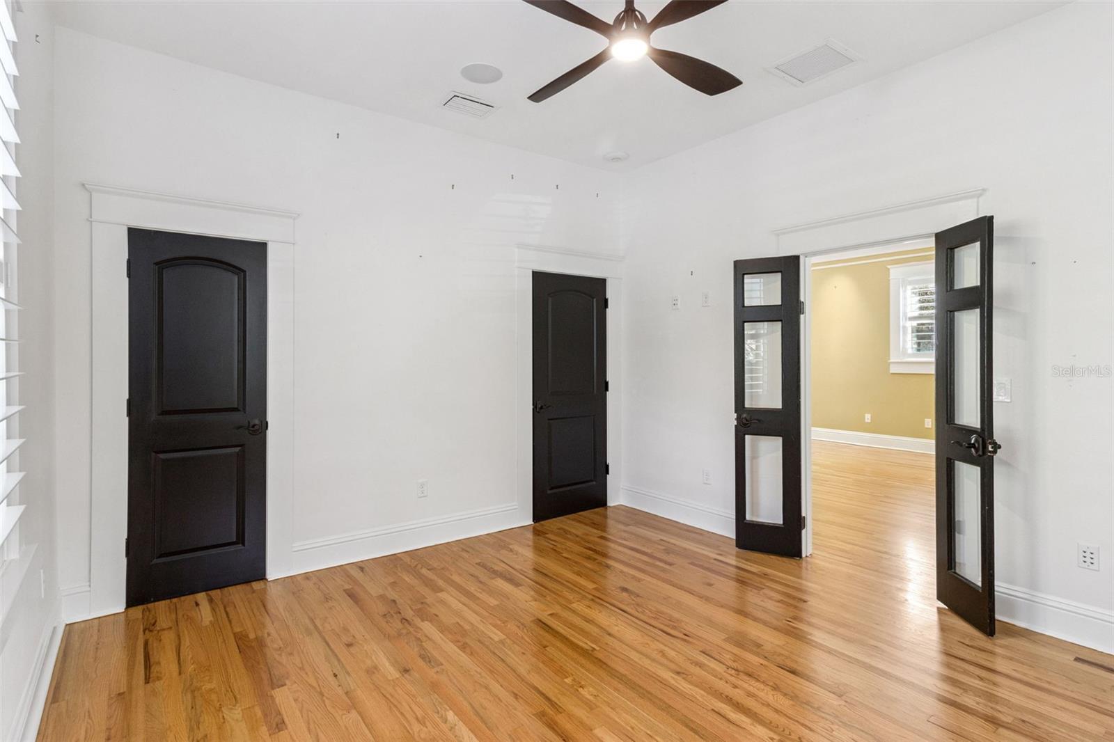 SHADOWLAWN - Residential