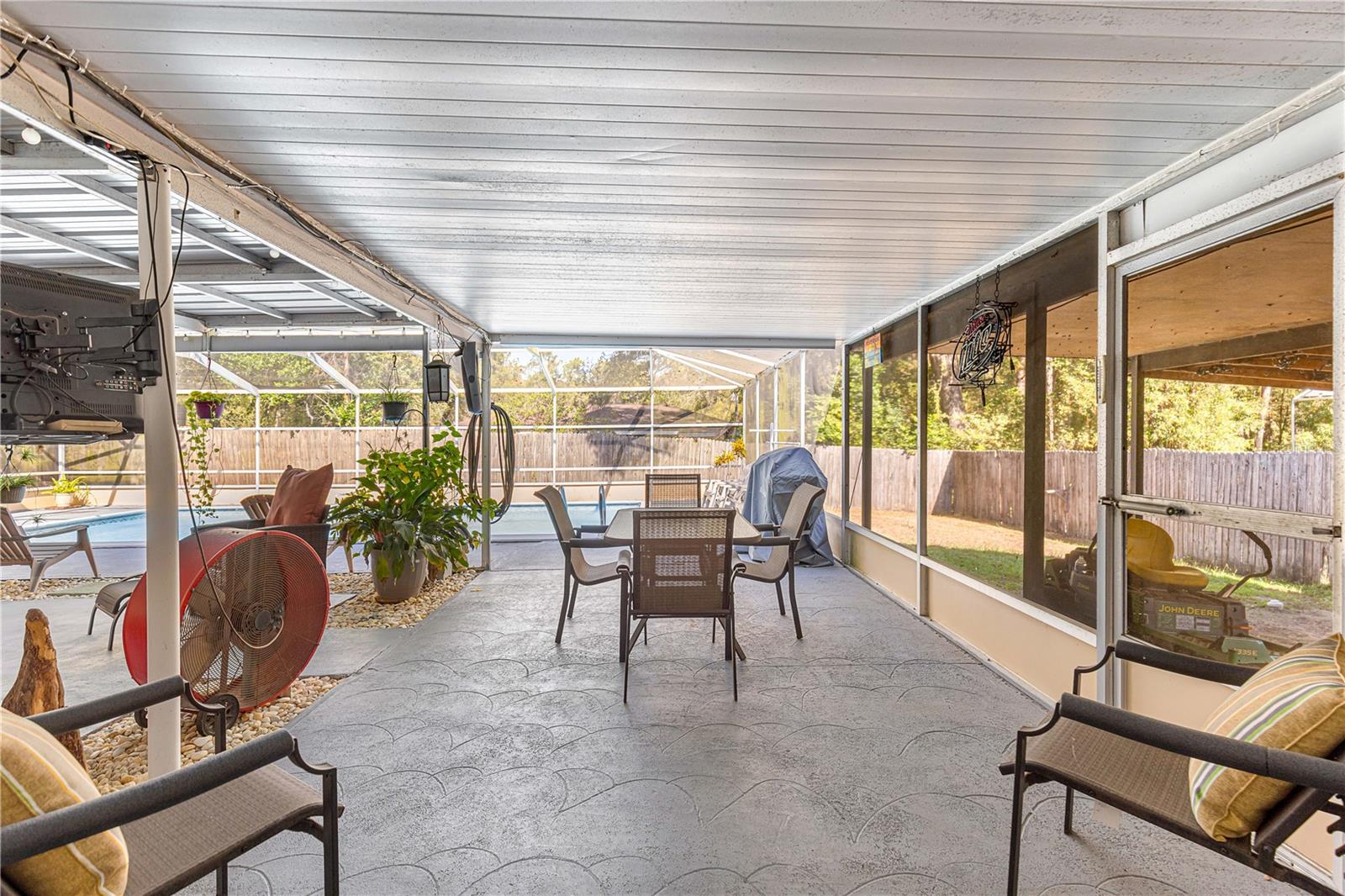 INVERNESS HIGHLANDS WEST - Residential