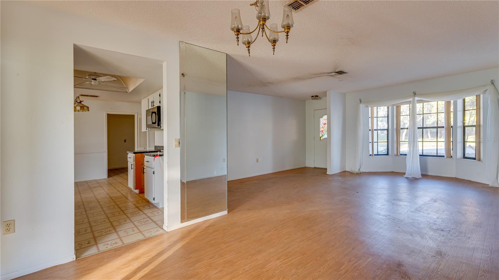 TIMBER OAKS - Residential