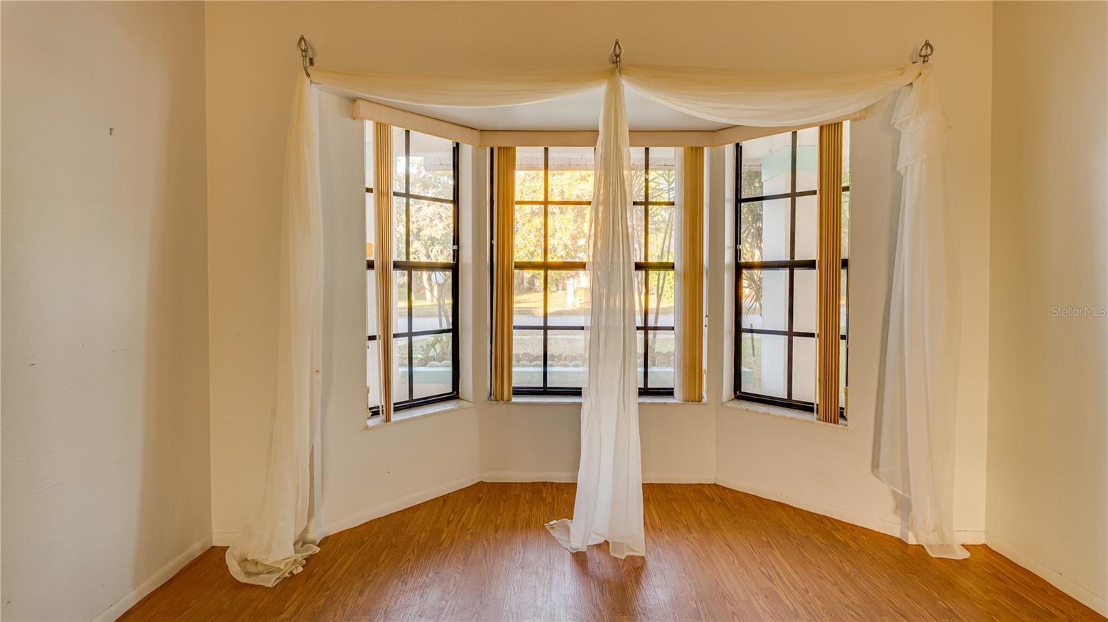 TIMBER OAKS - Residential