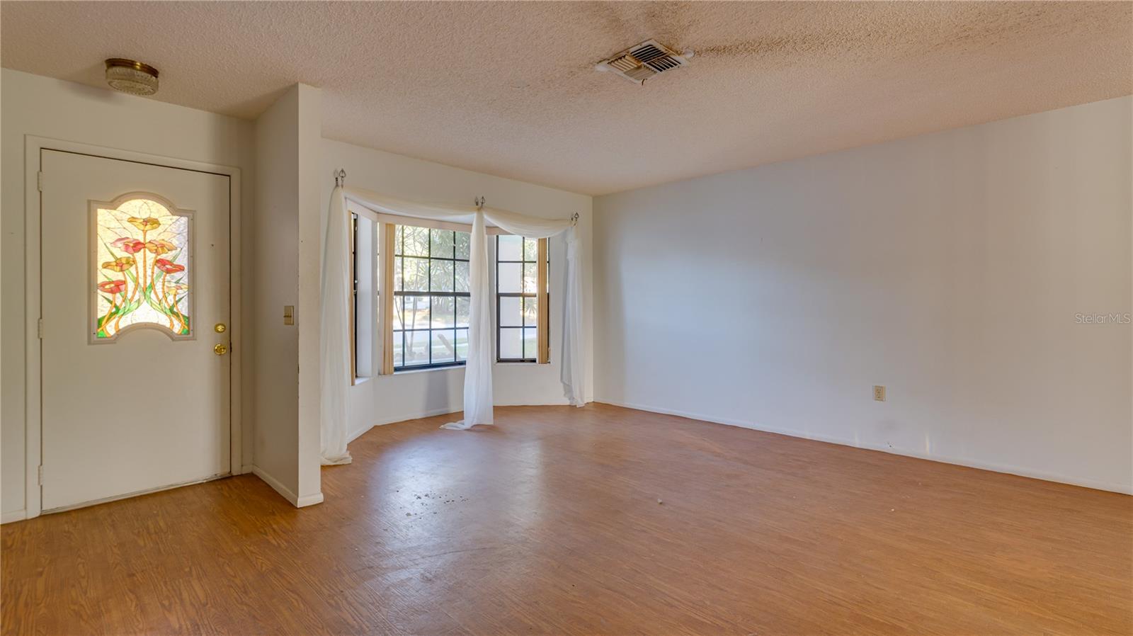 TIMBER OAKS - Residential