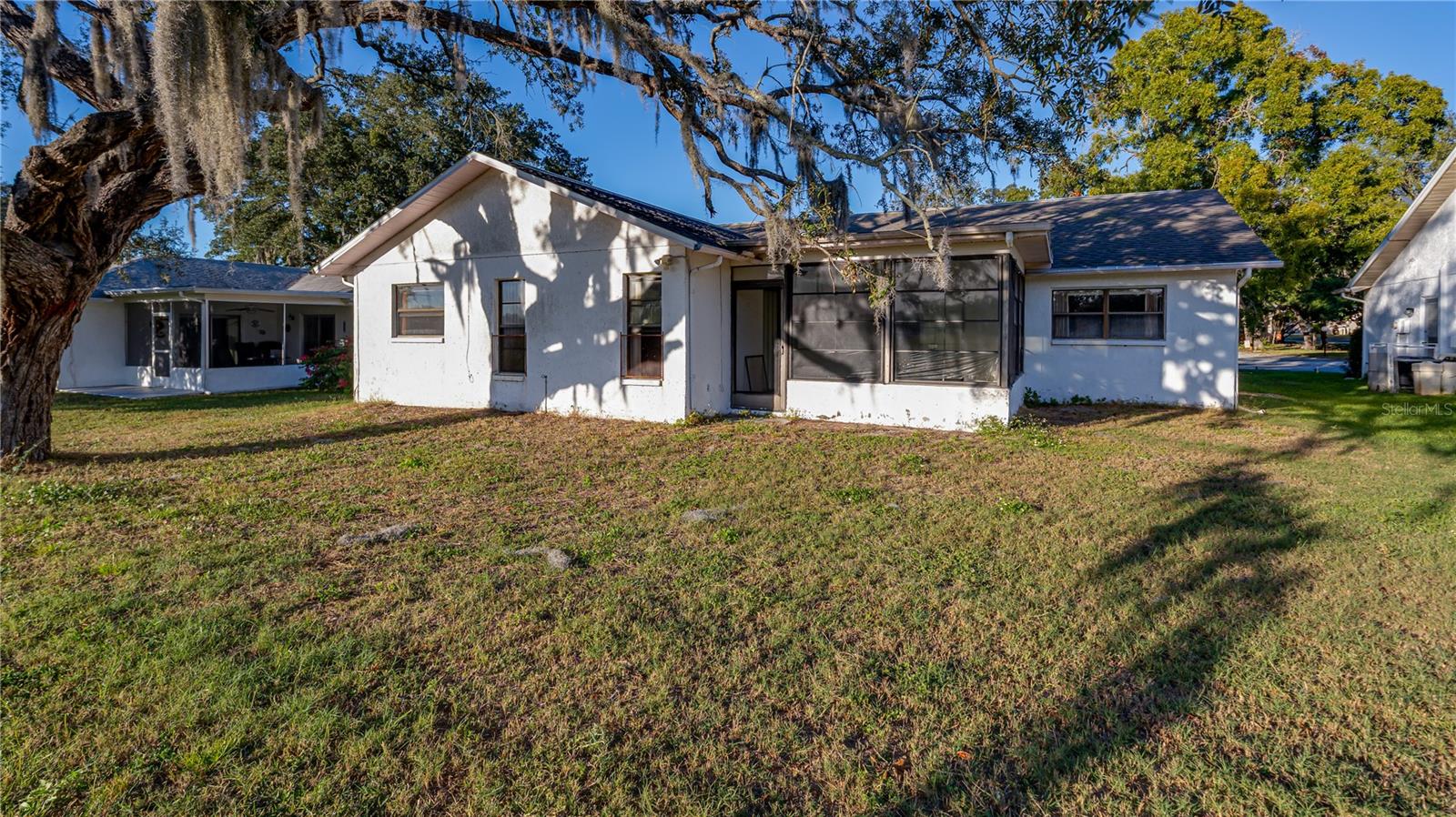 TIMBER OAKS - Residential