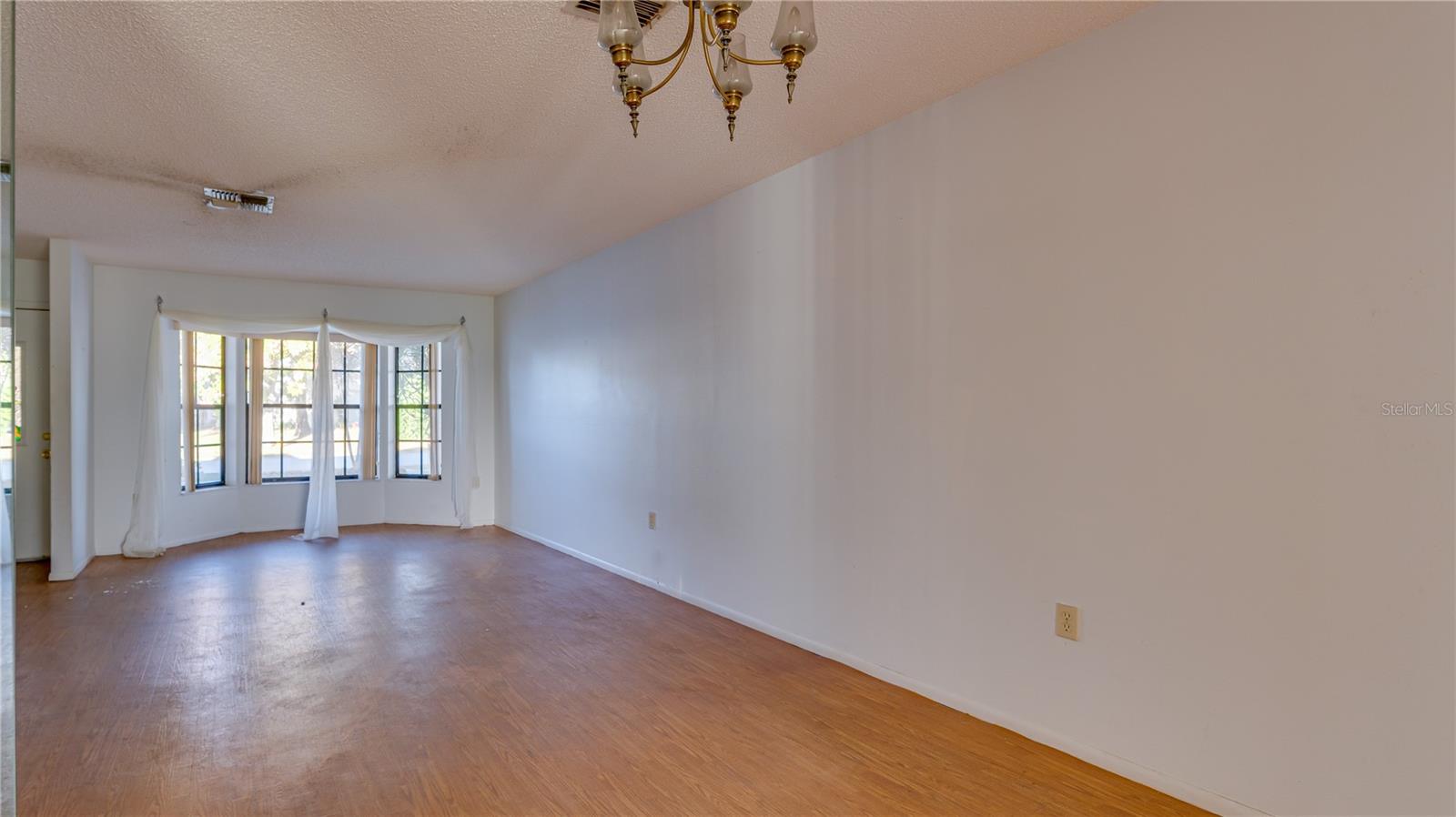 TIMBER OAKS - Residential