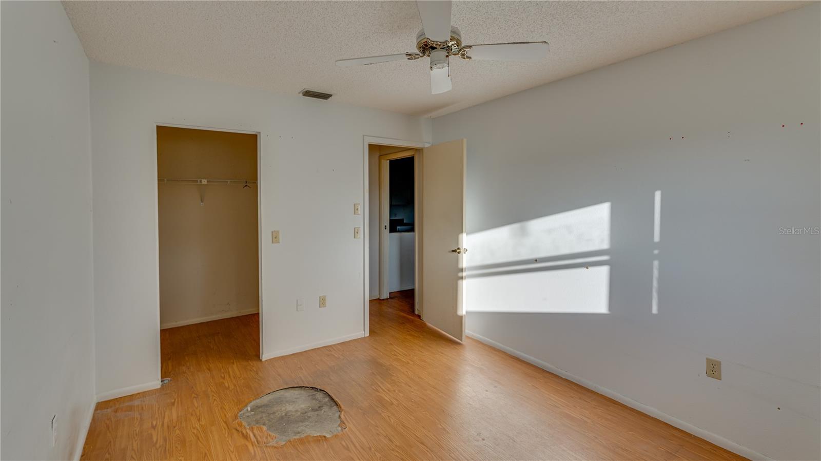 TIMBER OAKS - Residential