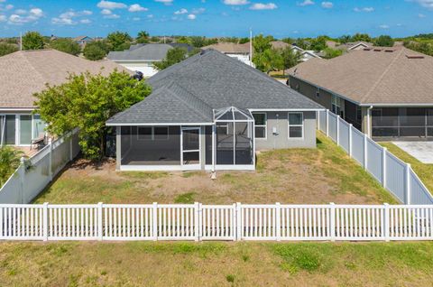 A home in WIMAUMA