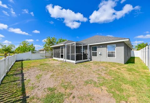 A home in WIMAUMA