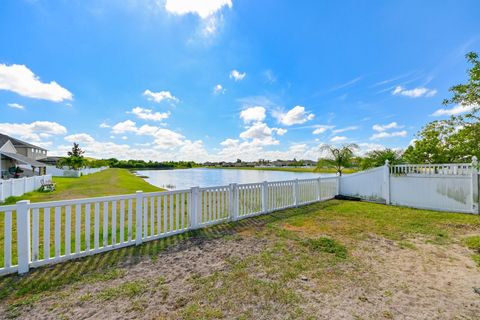 A home in WIMAUMA