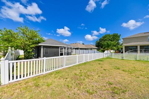 A home in WIMAUMA