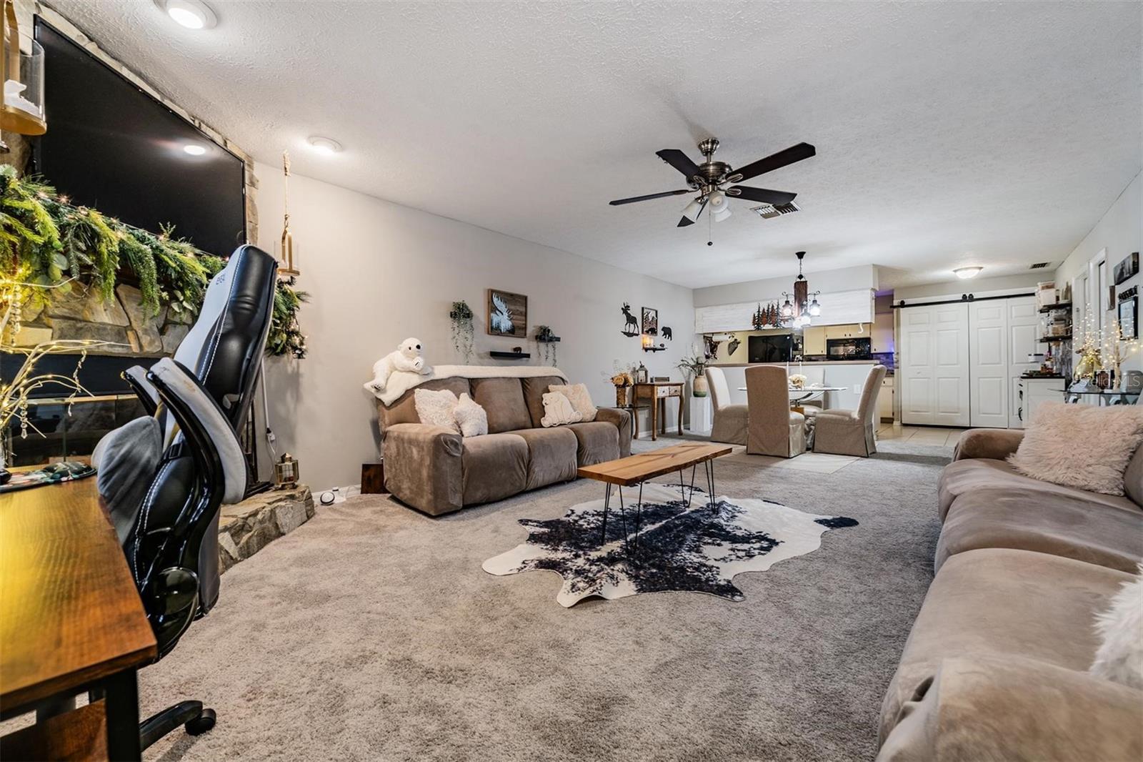 CLUB VILLAS CONDO - Residential