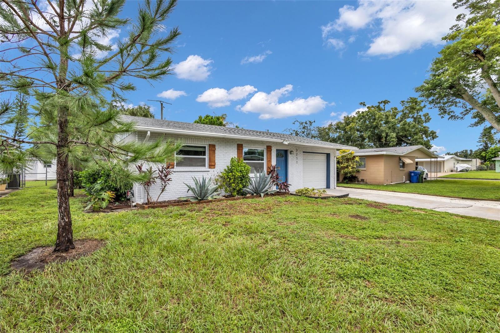 2211 21ST STREET W, BRADENTON, FL, 34205 3 2211 21ST STREET W