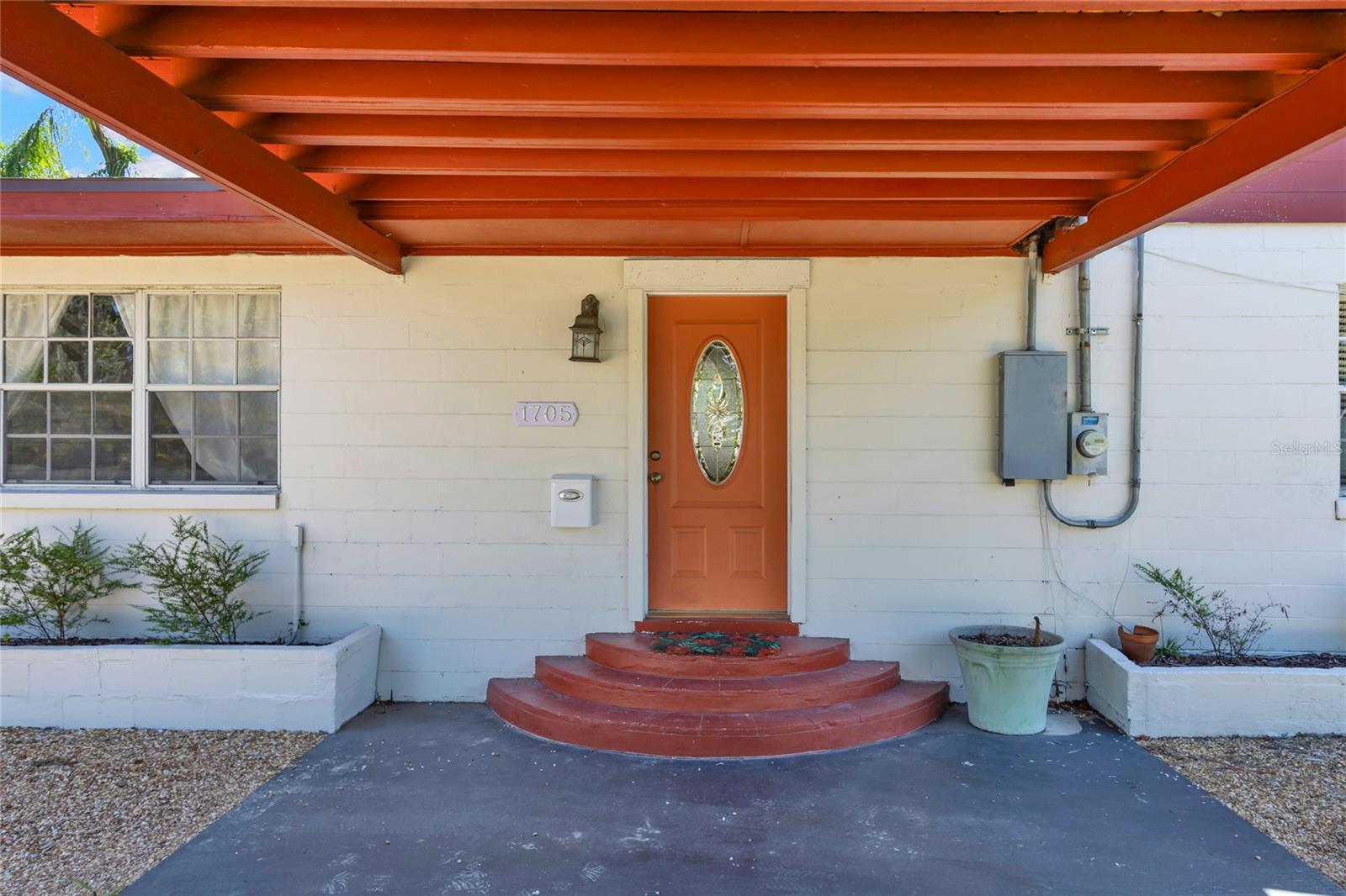 1705 VIRGINIA DRIVE