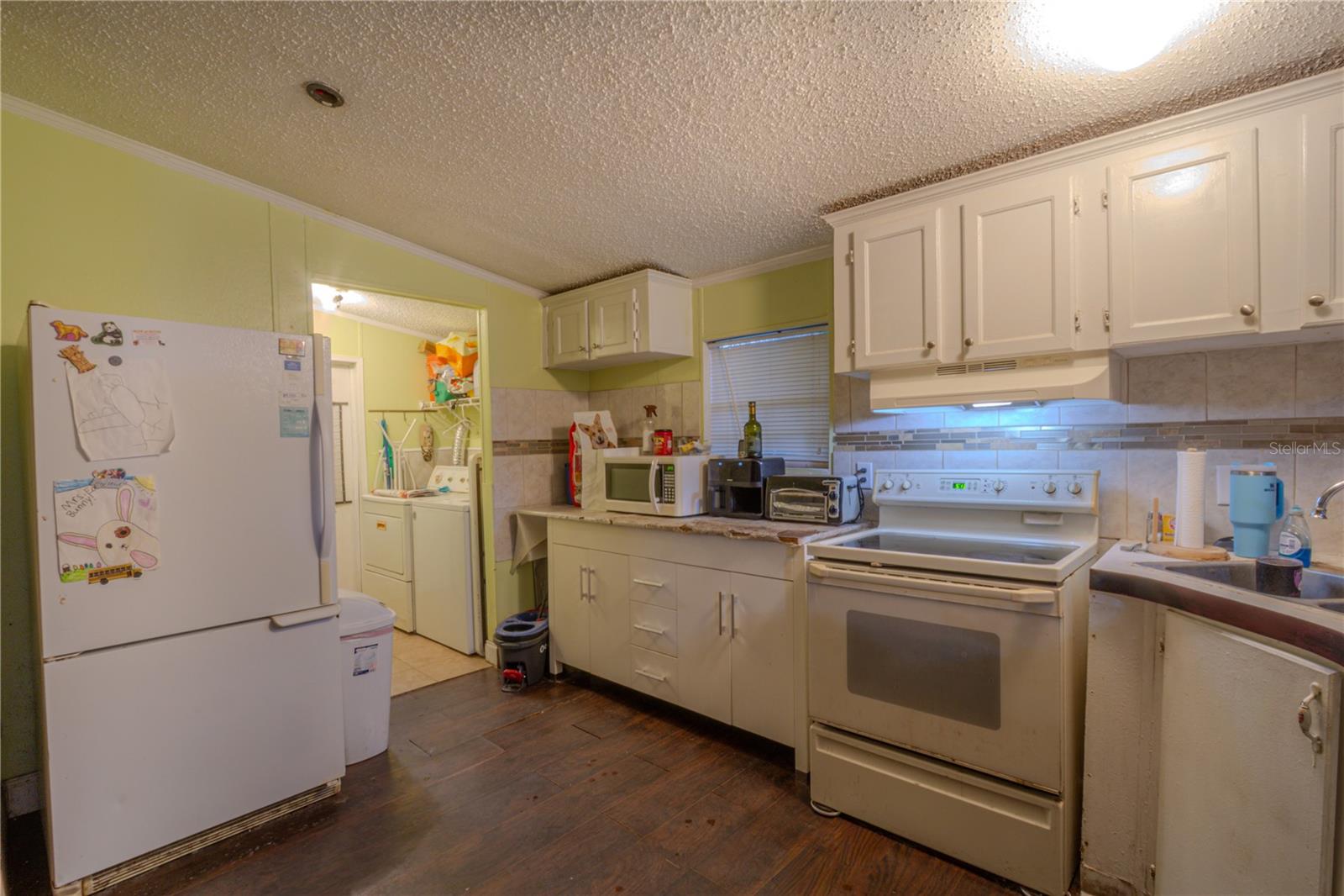 CHRISTMAS PARK FIRST ADD - Residential