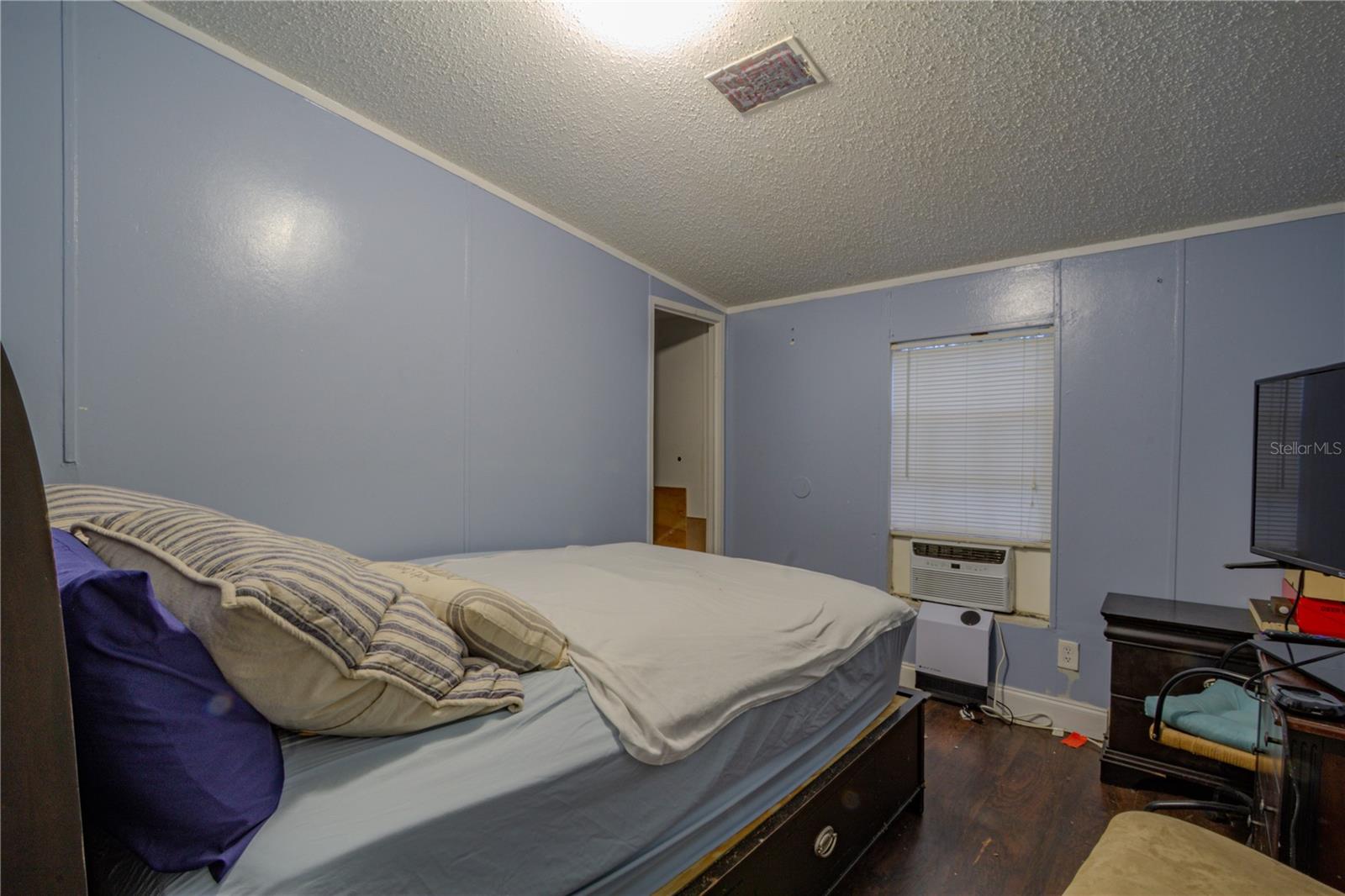 CHRISTMAS PARK FIRST ADD - Residential