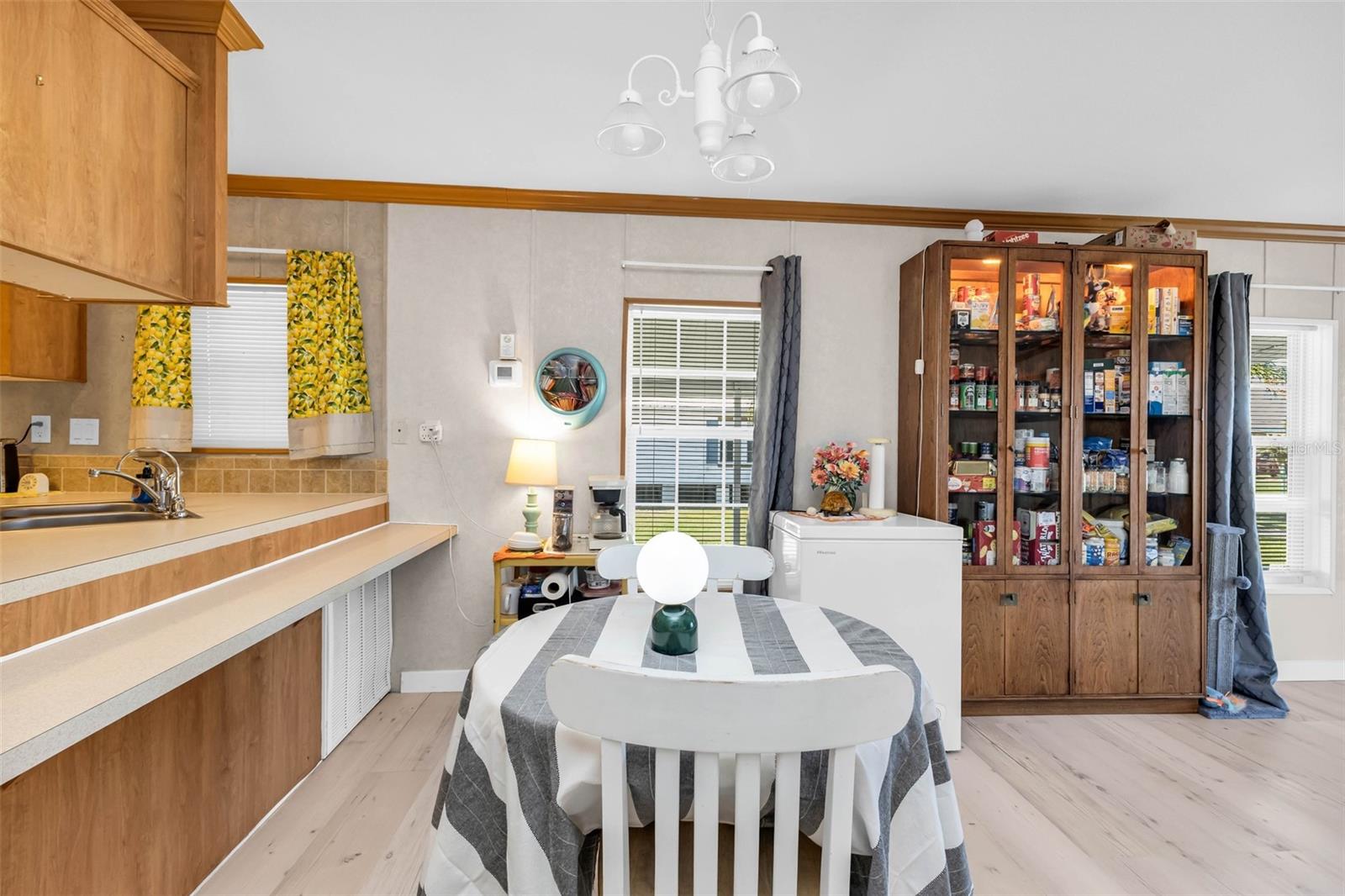 SUNNYBREEZE MOBILE HOME PARK - Residential