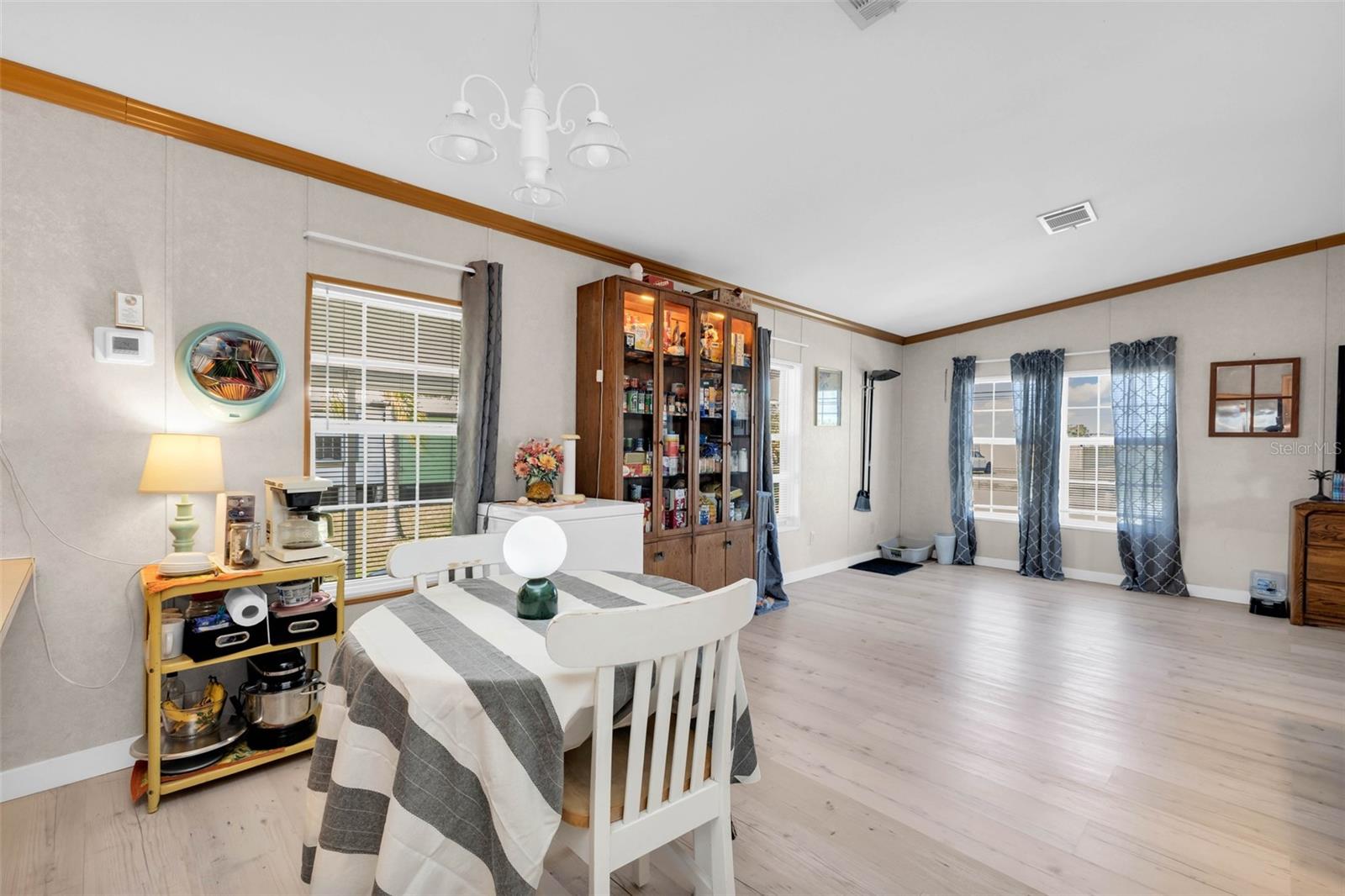 SUNNYBREEZE MOBILE HOME PARK - Residential