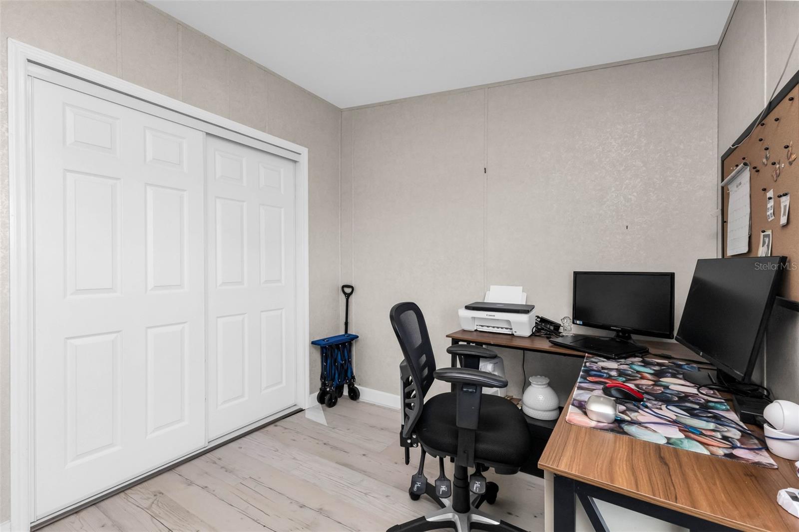 SUNNYBREEZE MOBILE HOME PARK - Residential