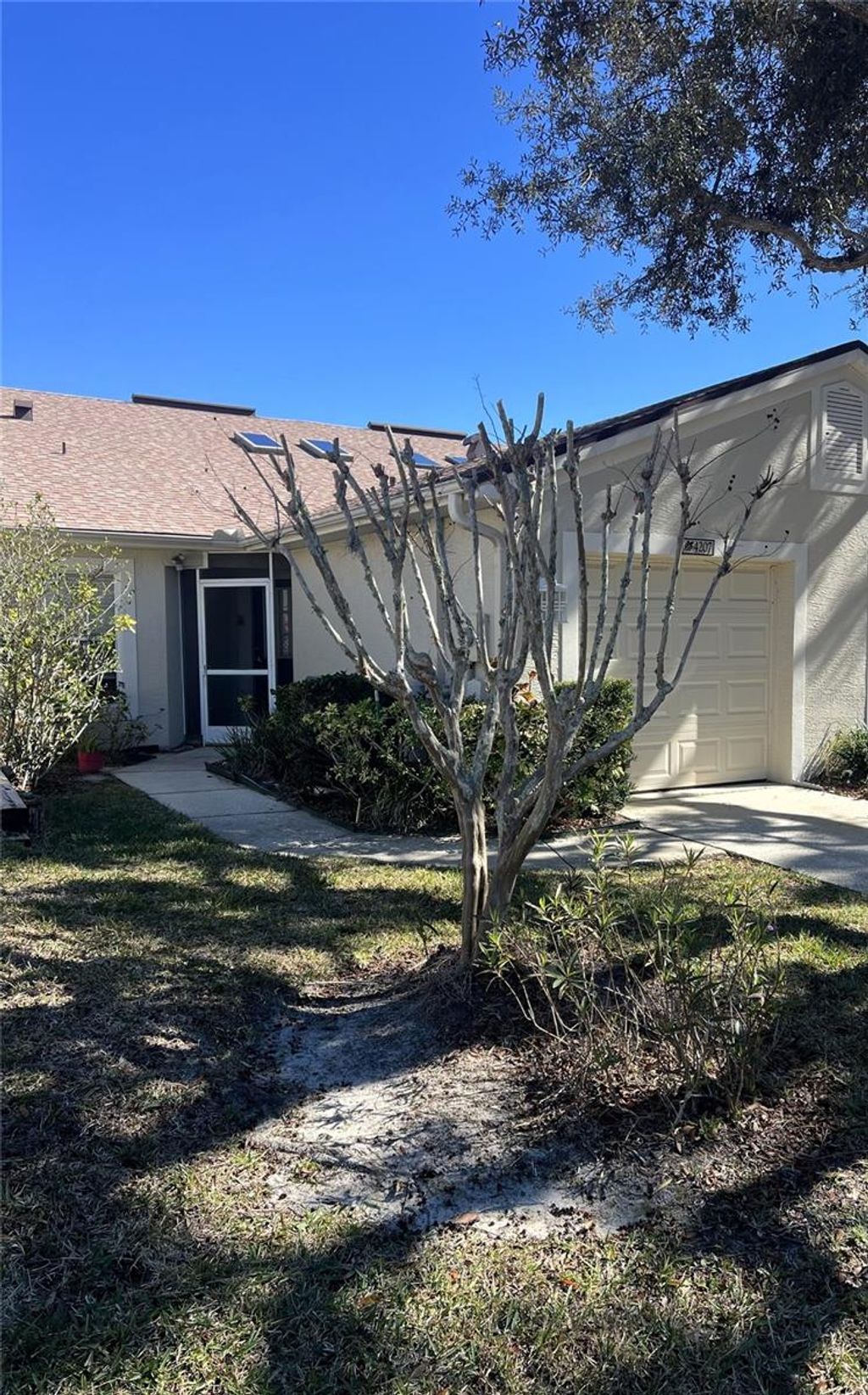 Photo of 4207 Chesterfield Circle, Palm Harbor, FL 34683 (MLS # TB8469846)