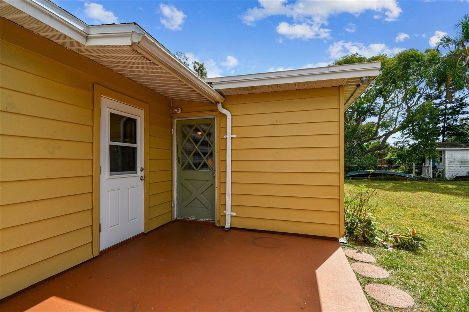 LAND LACKEY ESTATES UNIT 3 - Residential