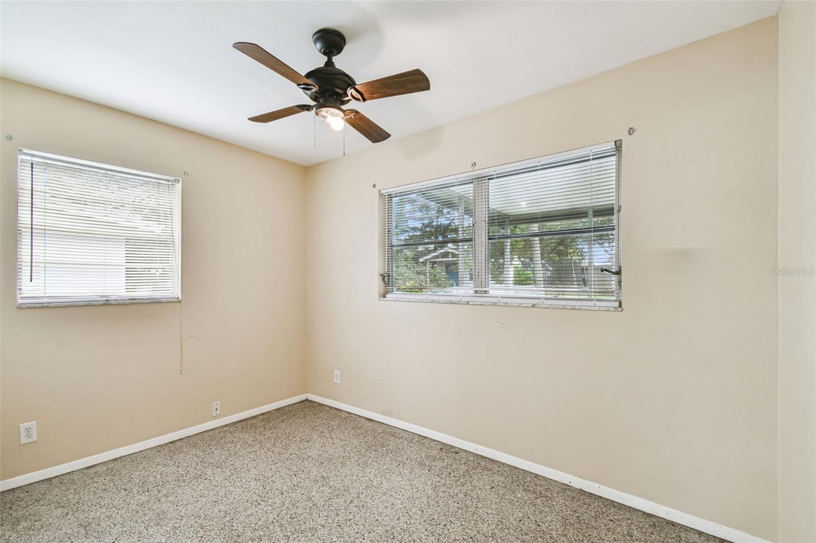 LAND LACKEY ESTATES UNIT 3 - Residential