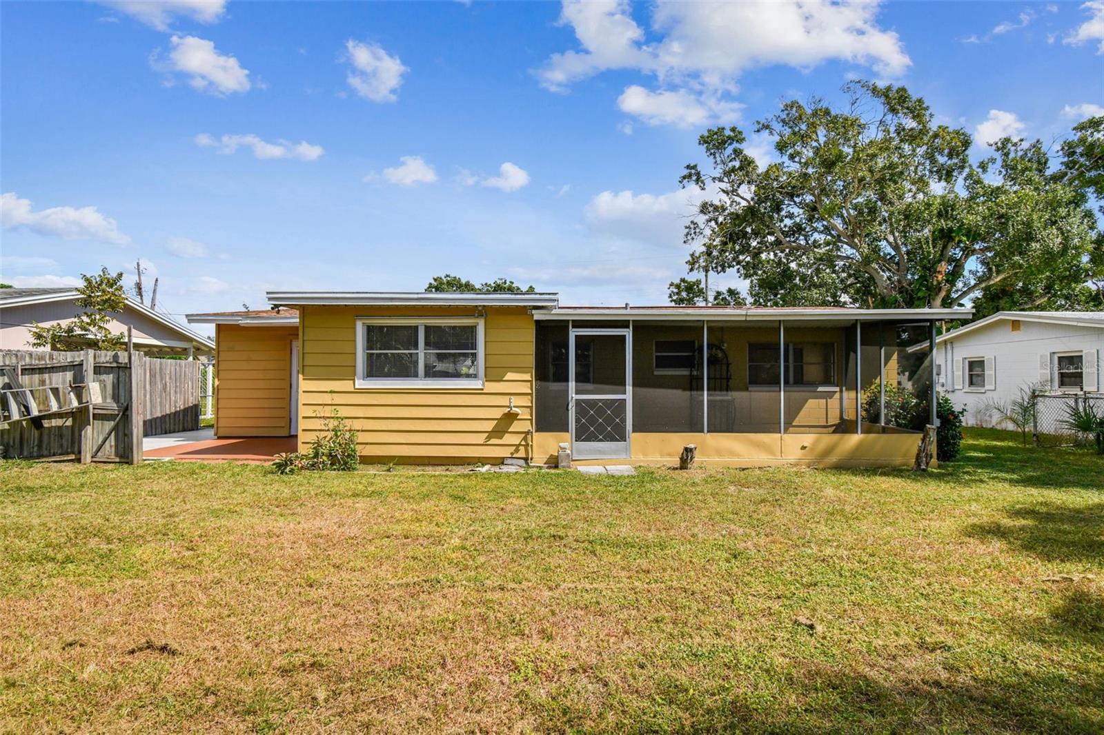 LAND LACKEY ESTATES UNIT 3 - Residential