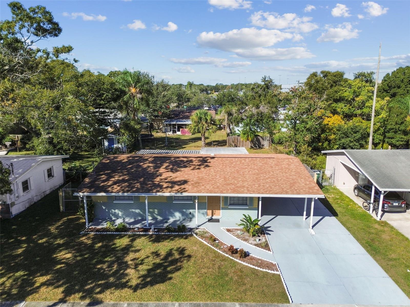 LAND LACKEY ESTATES UNIT 3 - Residential