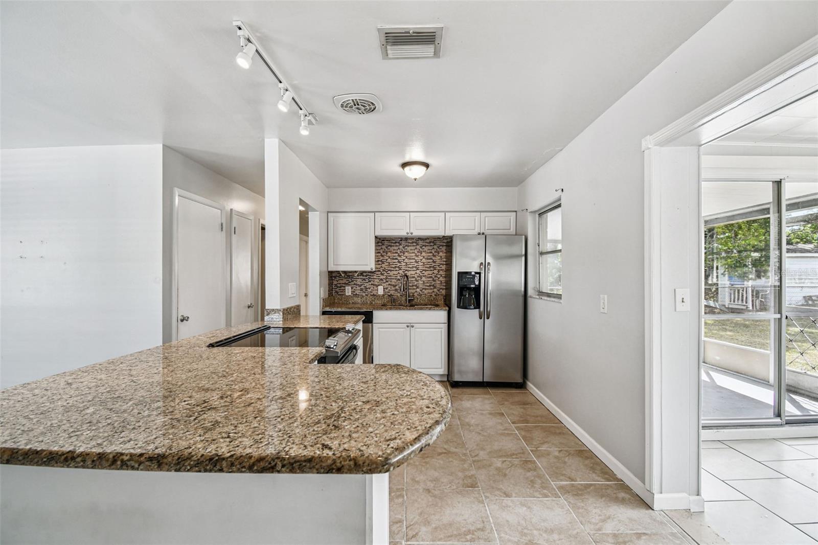 LAND LACKEY ESTATES UNIT 3 - Residential