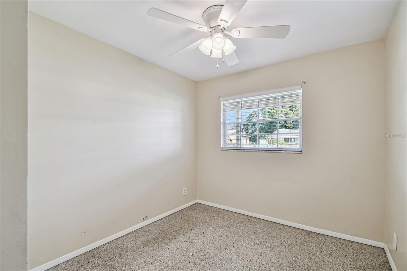 LAND LACKEY ESTATES UNIT 3 - Residential