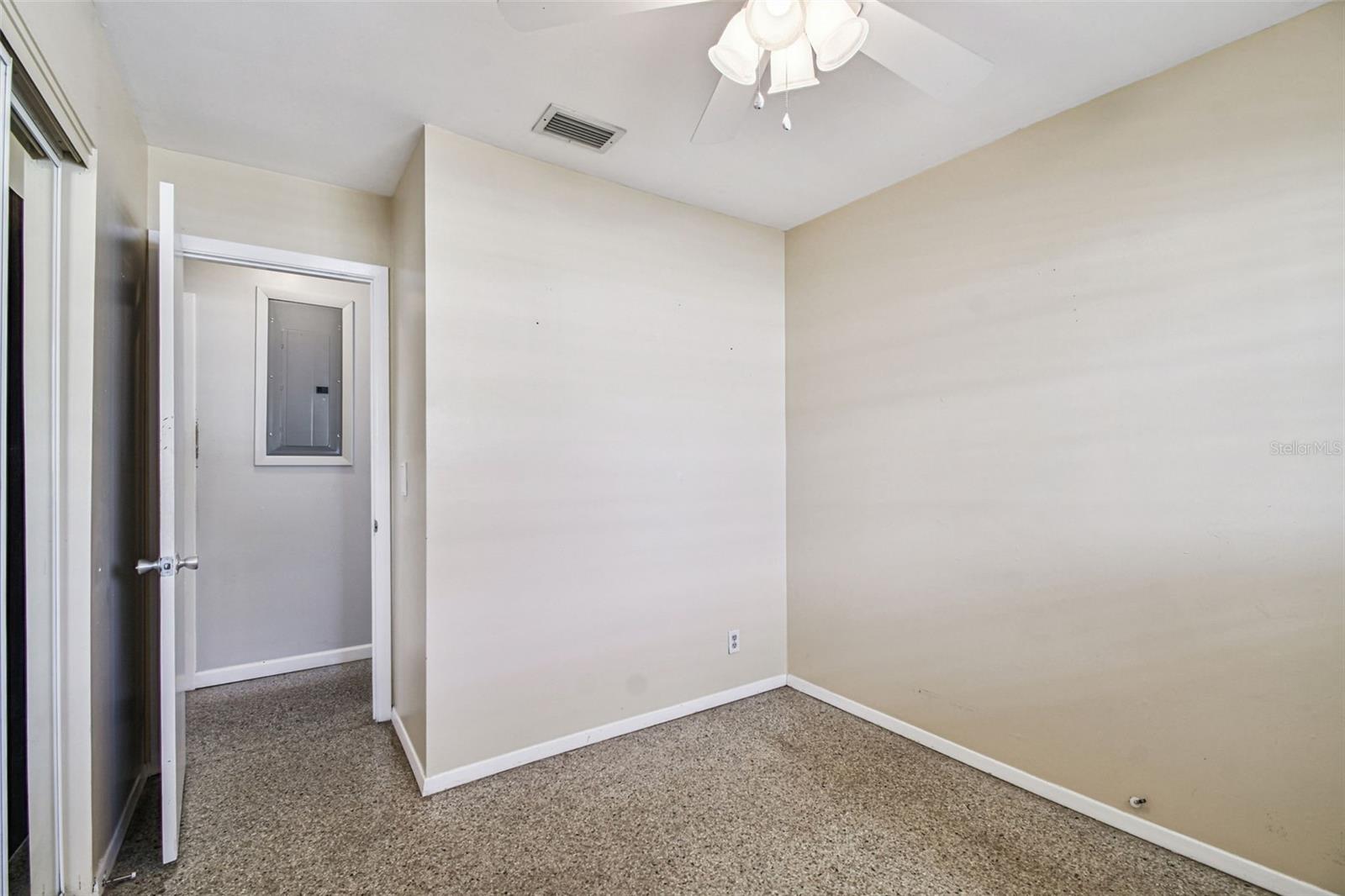 LAND LACKEY ESTATES UNIT 3 - Residential