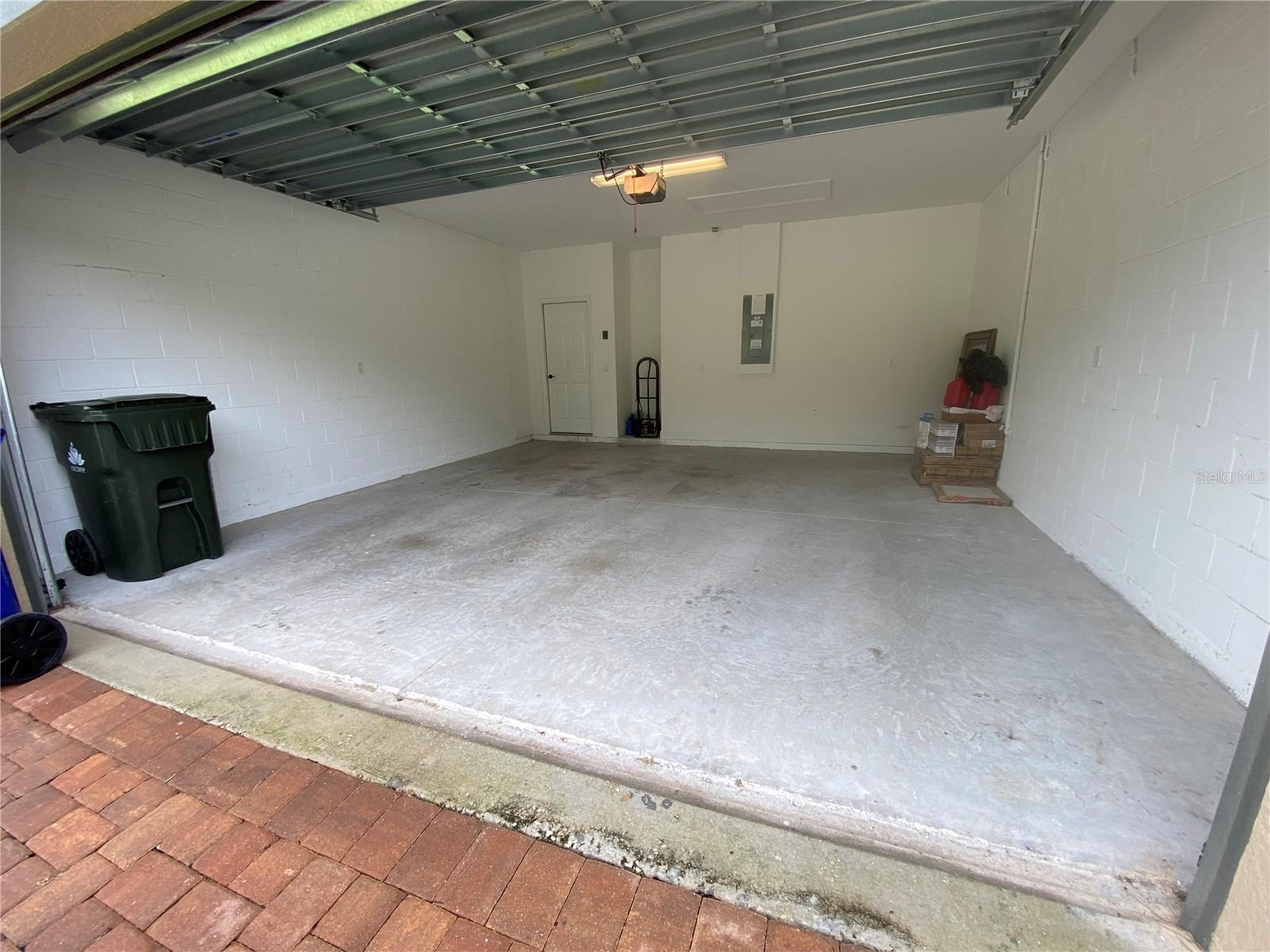 ARDEN PARK SOUTH - Residential Lease