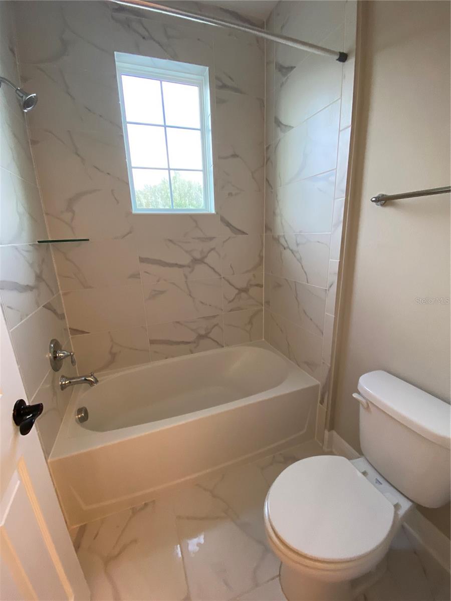 ARDEN PARK SOUTH - Residential Lease